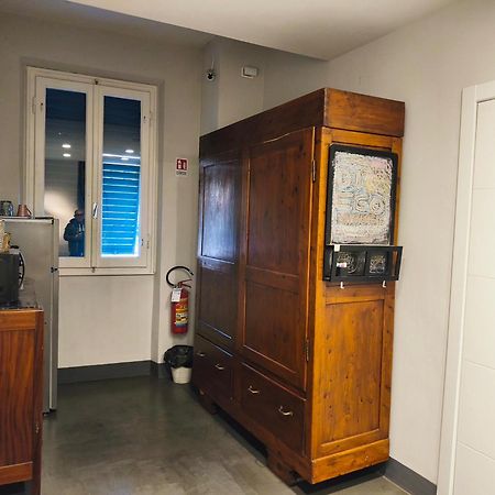B&Big Prato プラート エクステリア 写真